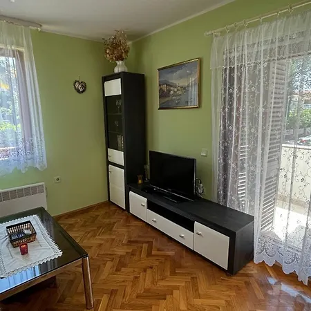 Apartament Marina